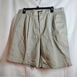 Men's Dockers Beige Khaki Shorts size 36W